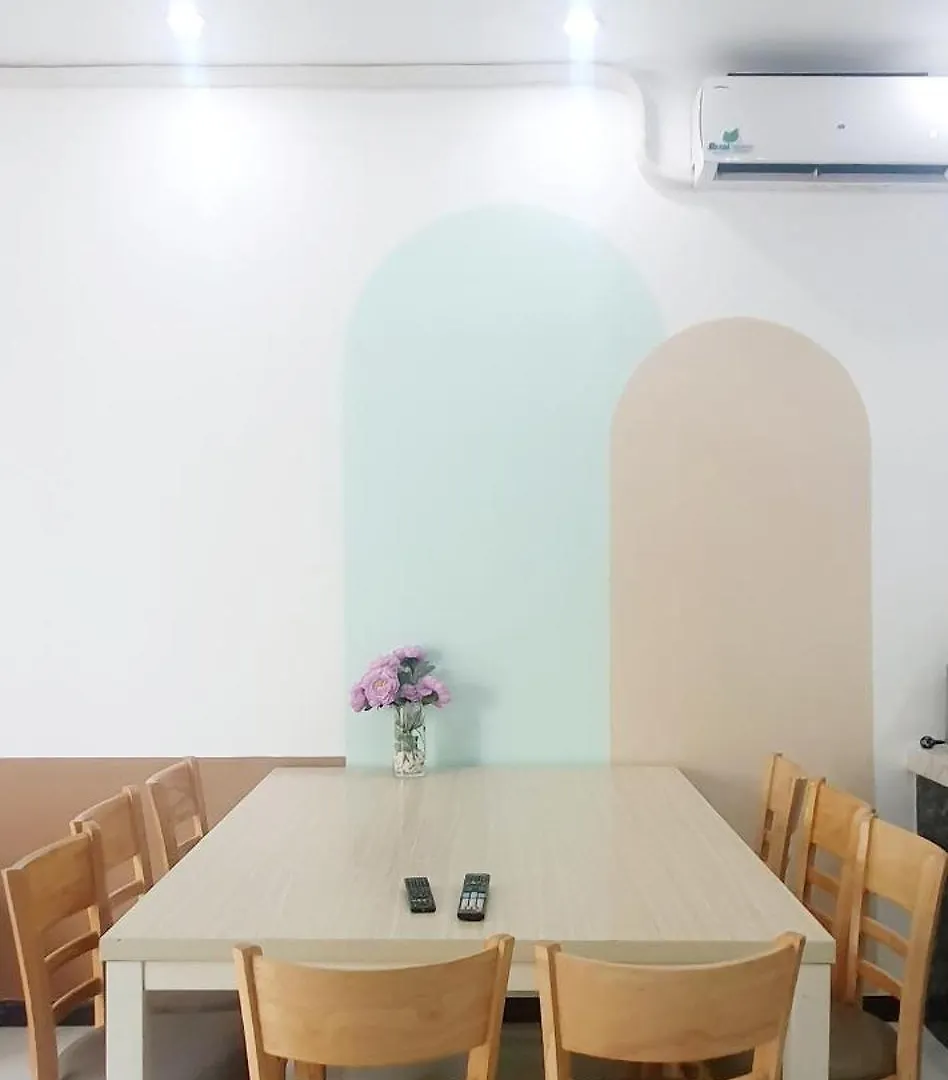 Villa 68 4Br Free Pick-Up Airport & Billiards Close To My Khe Beach Da Nang 0*,  Vietnam